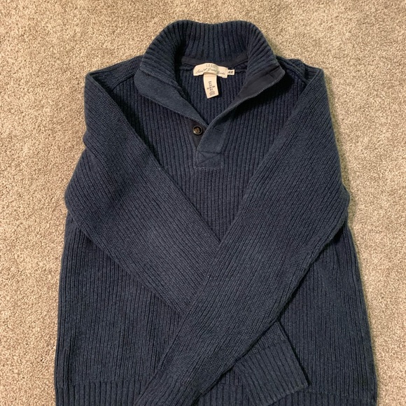 H&M Sweater - Picture 3 of 3